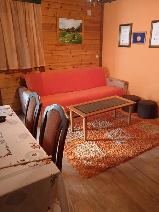 Holiday Home Vila Milka Kremna Bagian luar foto
