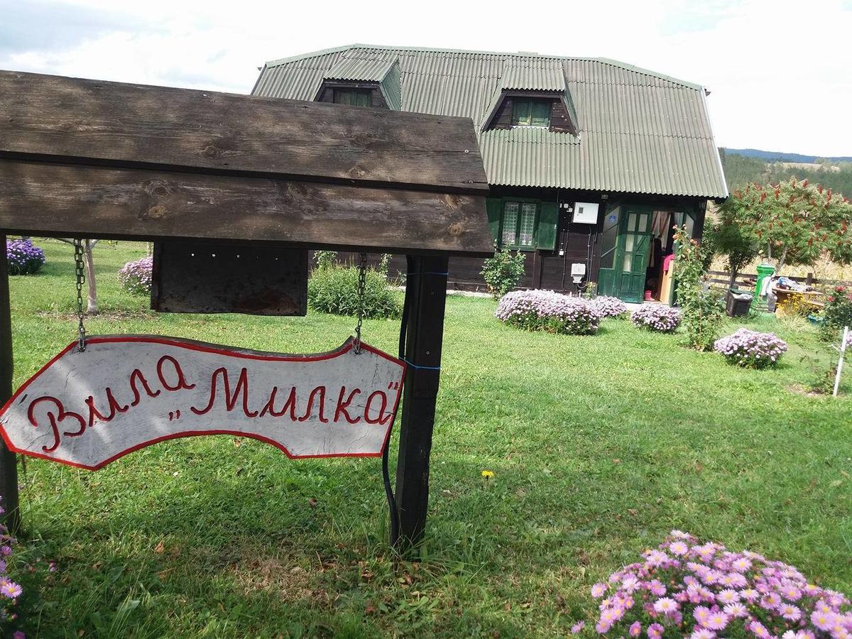 Holiday Home Vila Milka Kremna Bagian luar foto